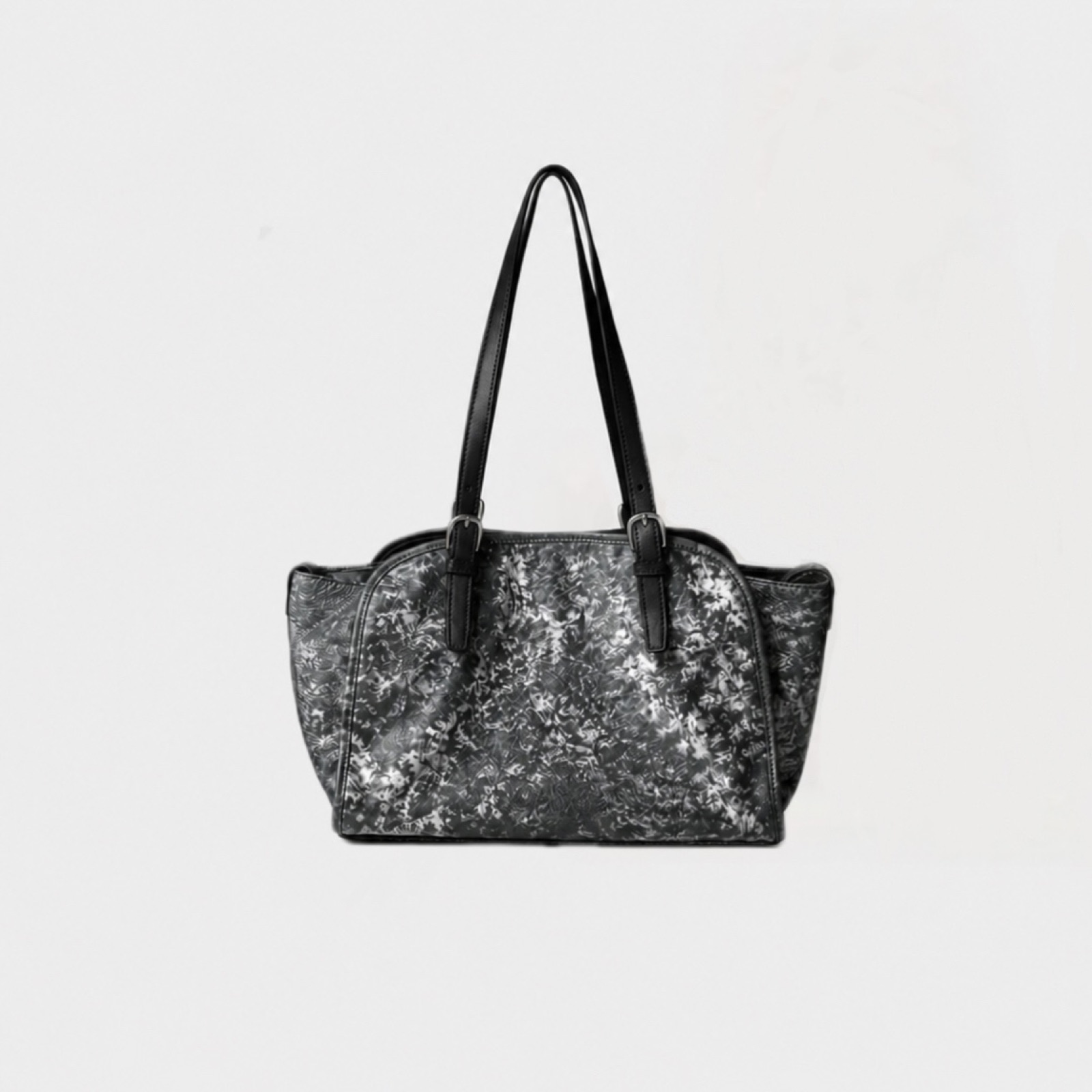 Resin Snow™ Bowling Bag Application
