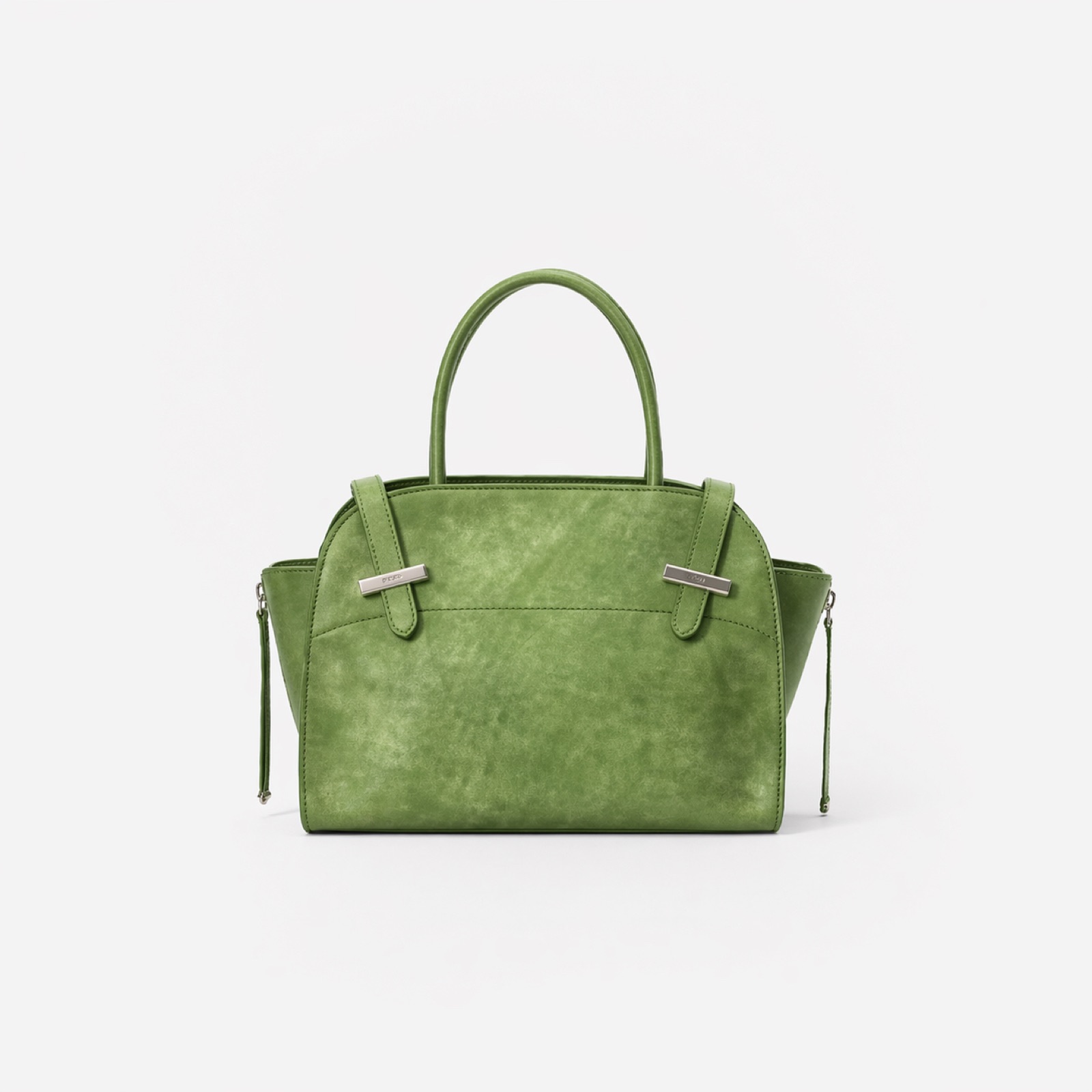 Resin Snow™ RS-01 leather material applied on small tote bag for bag development and China leather sourcing